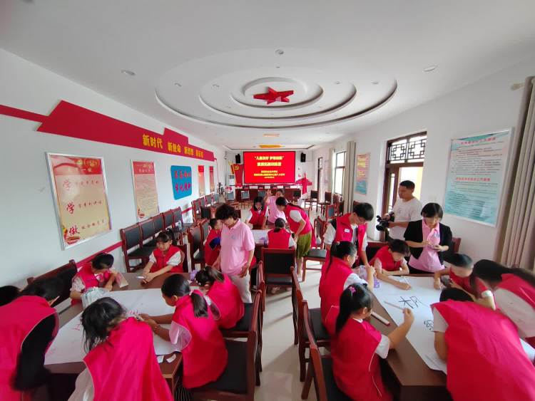 简篇-儿童友好·梦想起航——best365体育官方网站进入开展素质拓展培训班